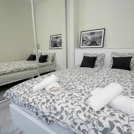 公寓 Gieldowa Erapartments *